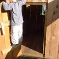 vid_oliver_climbs_door.avi